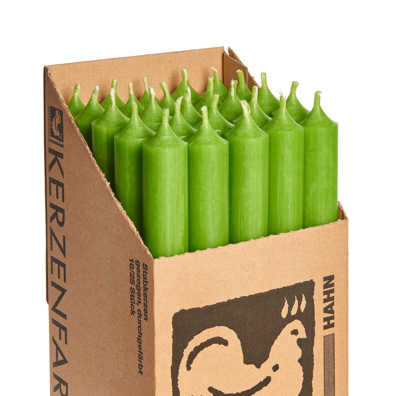 20 Green, Regular Dinner Candles